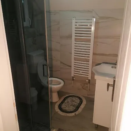 Simic Planinska Kuca * Дивчибаре