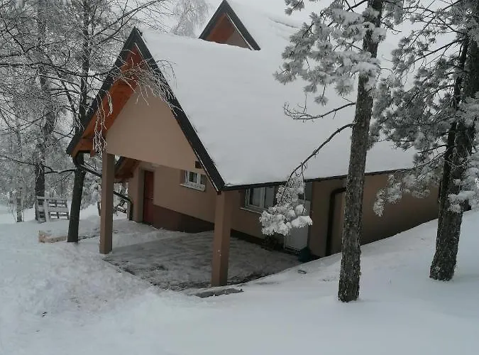 Simic Planinska Kuca *